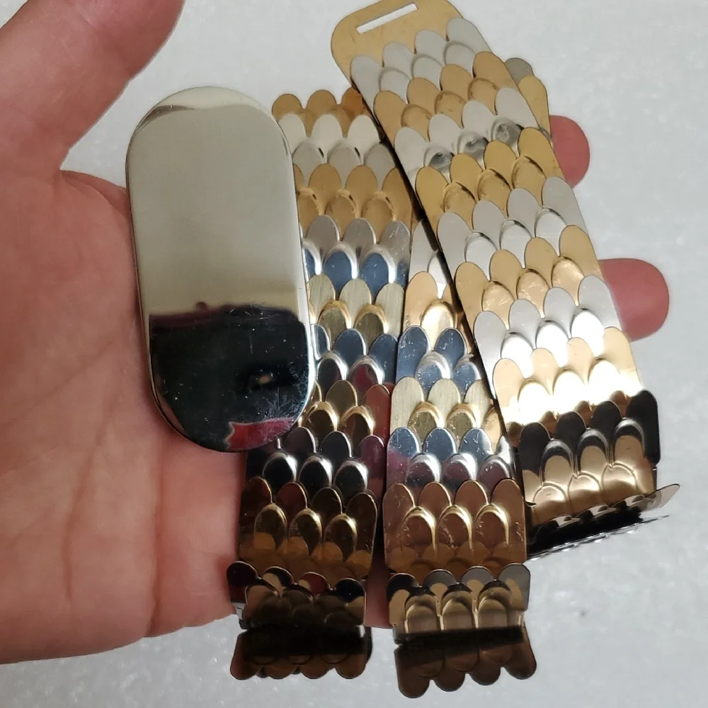 New Gold and Silver Stretchy Metal Women's Belt With Deferent Buckle Size 26
